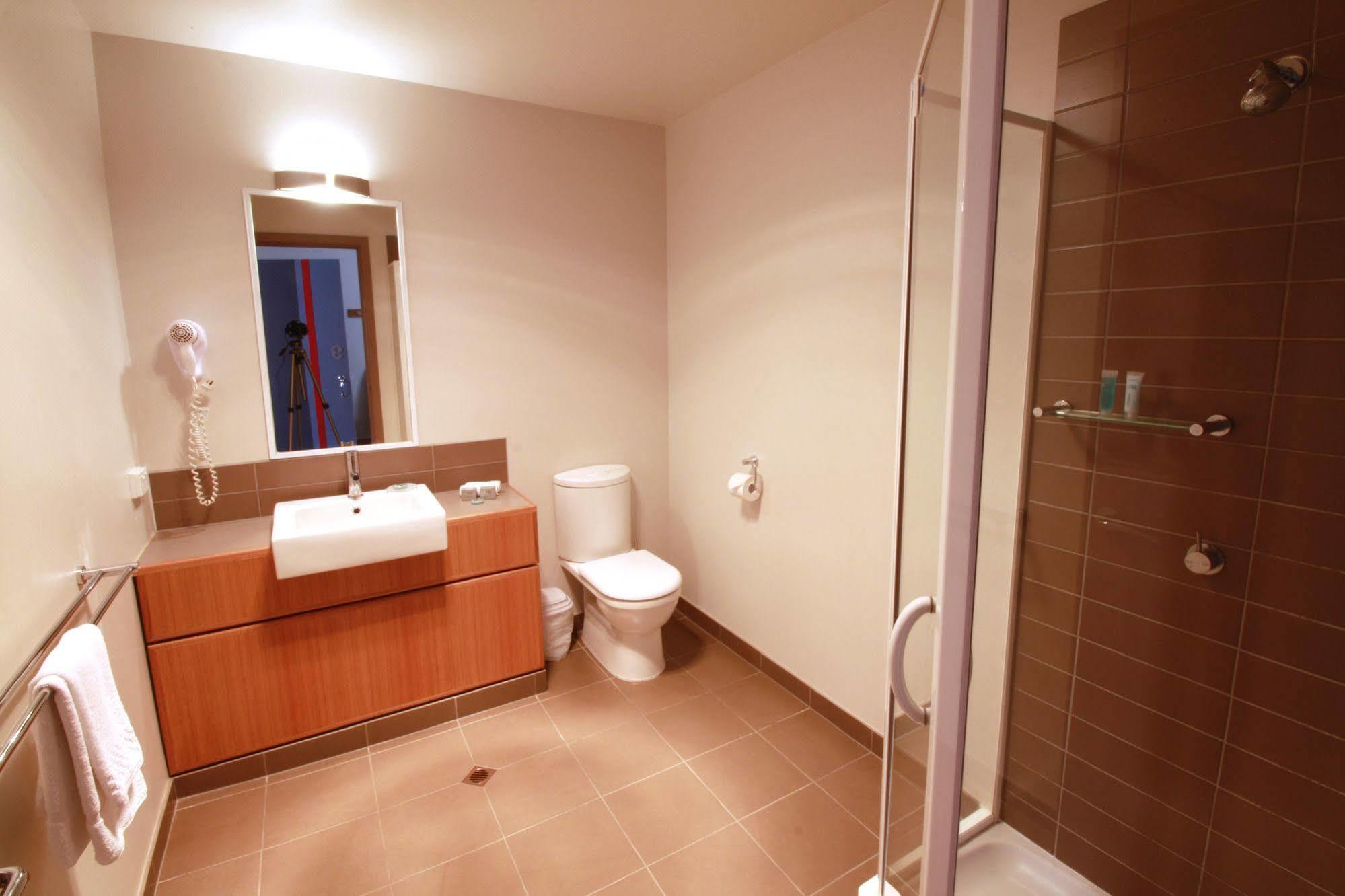 Hotel Central Hotel Hobart 3*