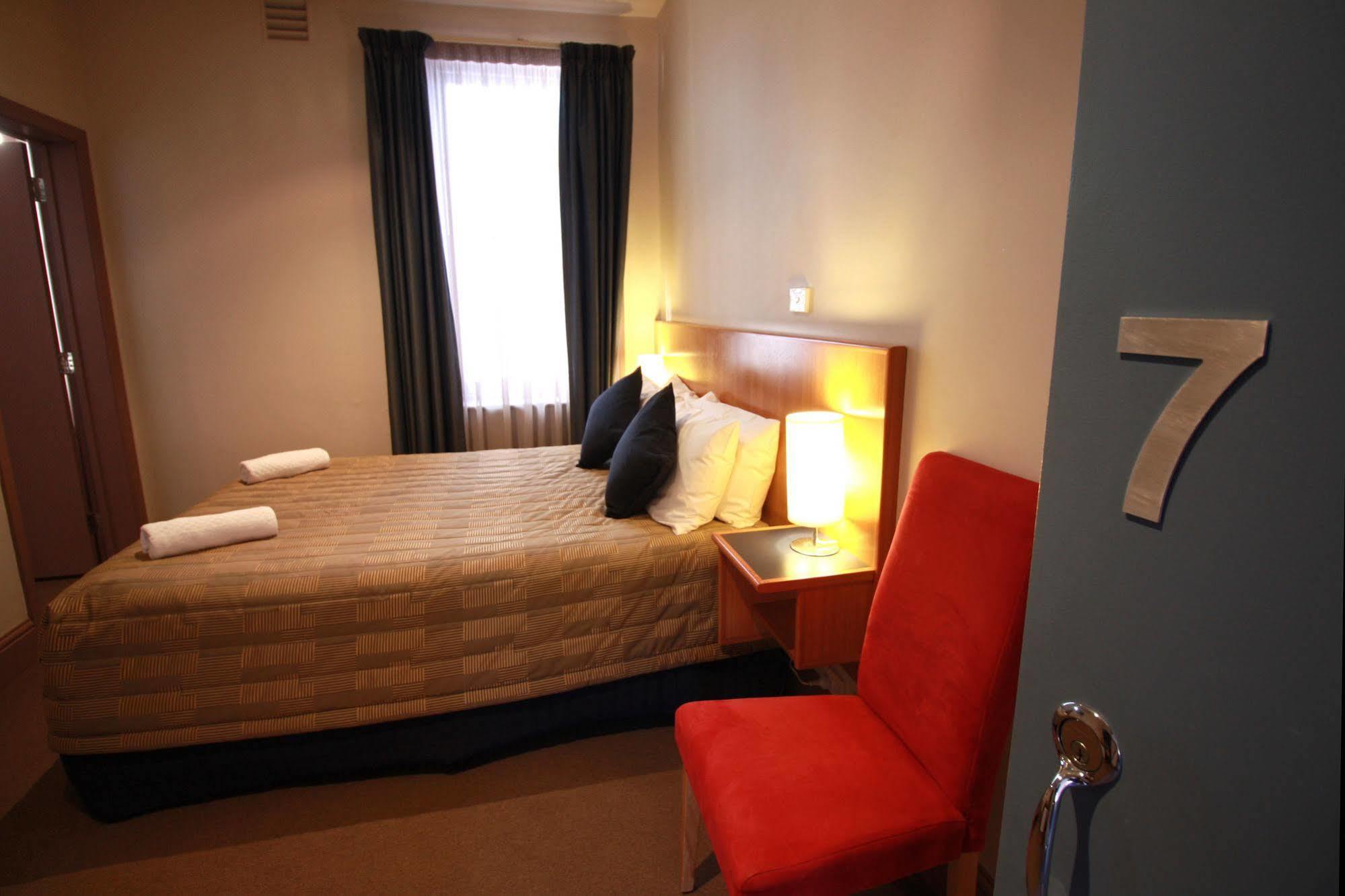 Hotel Central Hotel Hobart 3*