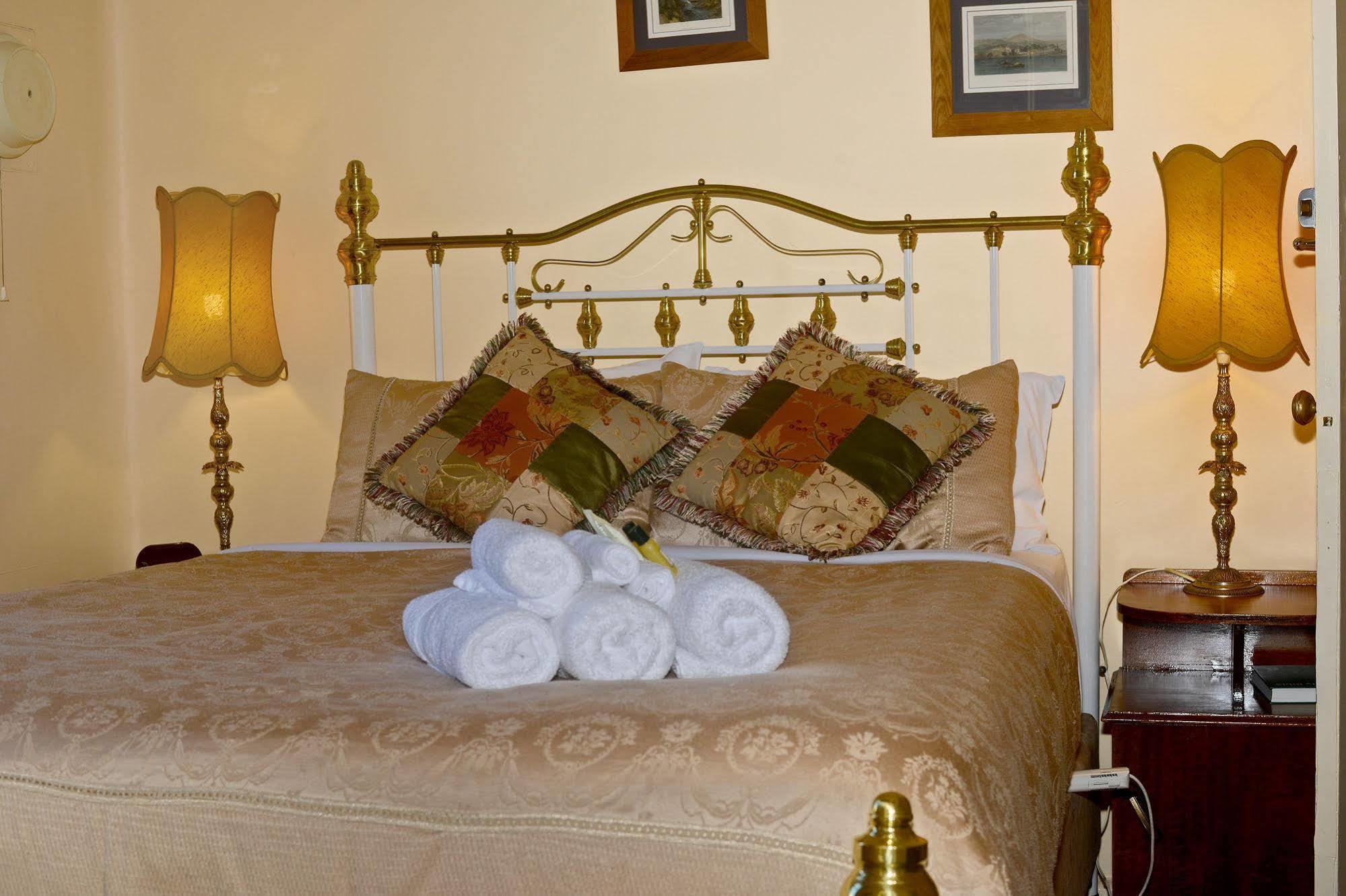 Bed & Breakfast Edinburgh Gallery Hobart