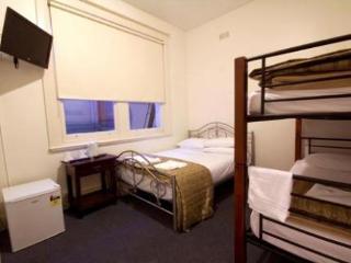 Hotel Tassie Backpackers At The Brunswick 2*