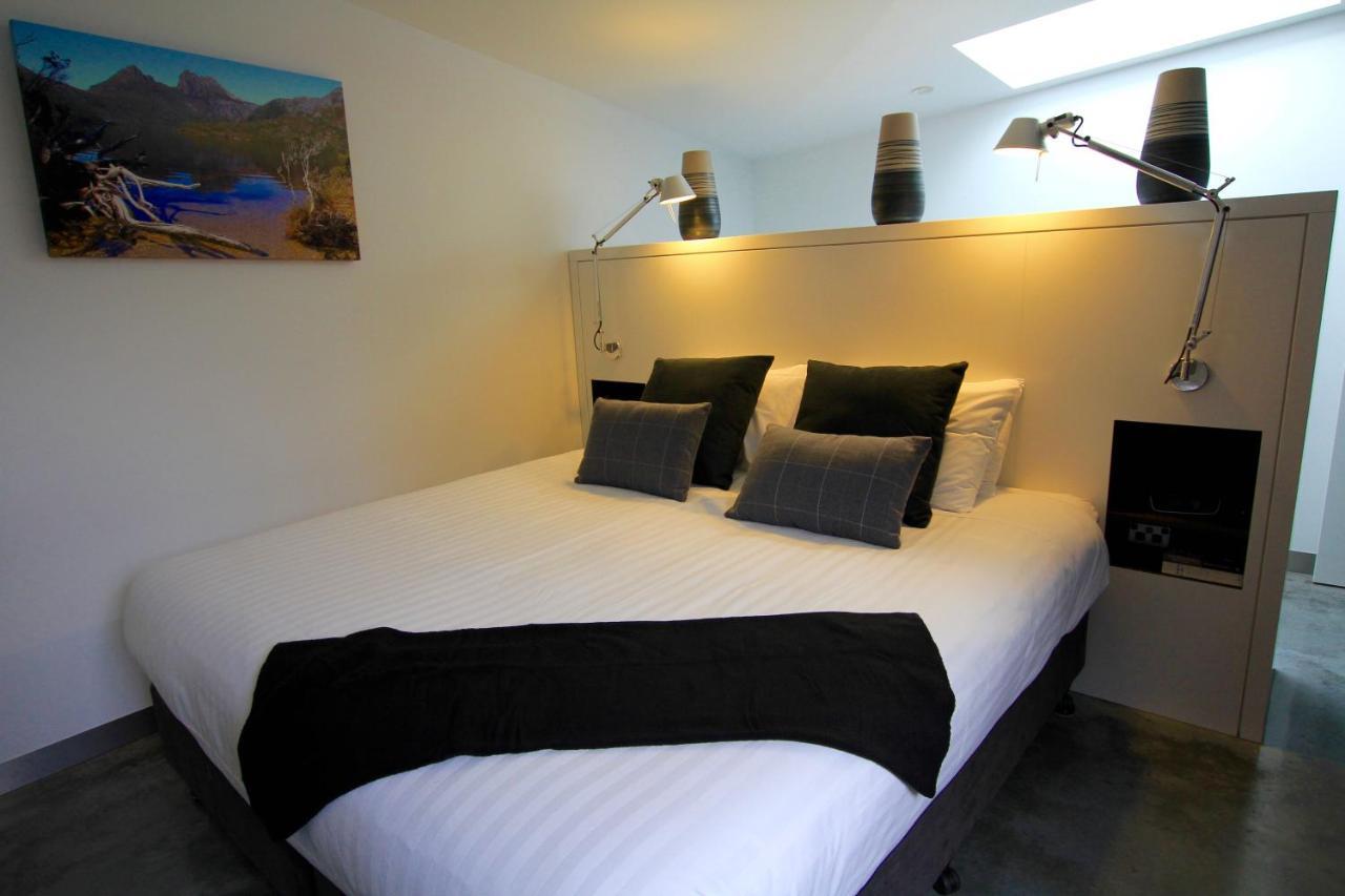Old Bishop's Quarters Heritage, Modern & Unique Aparthotel