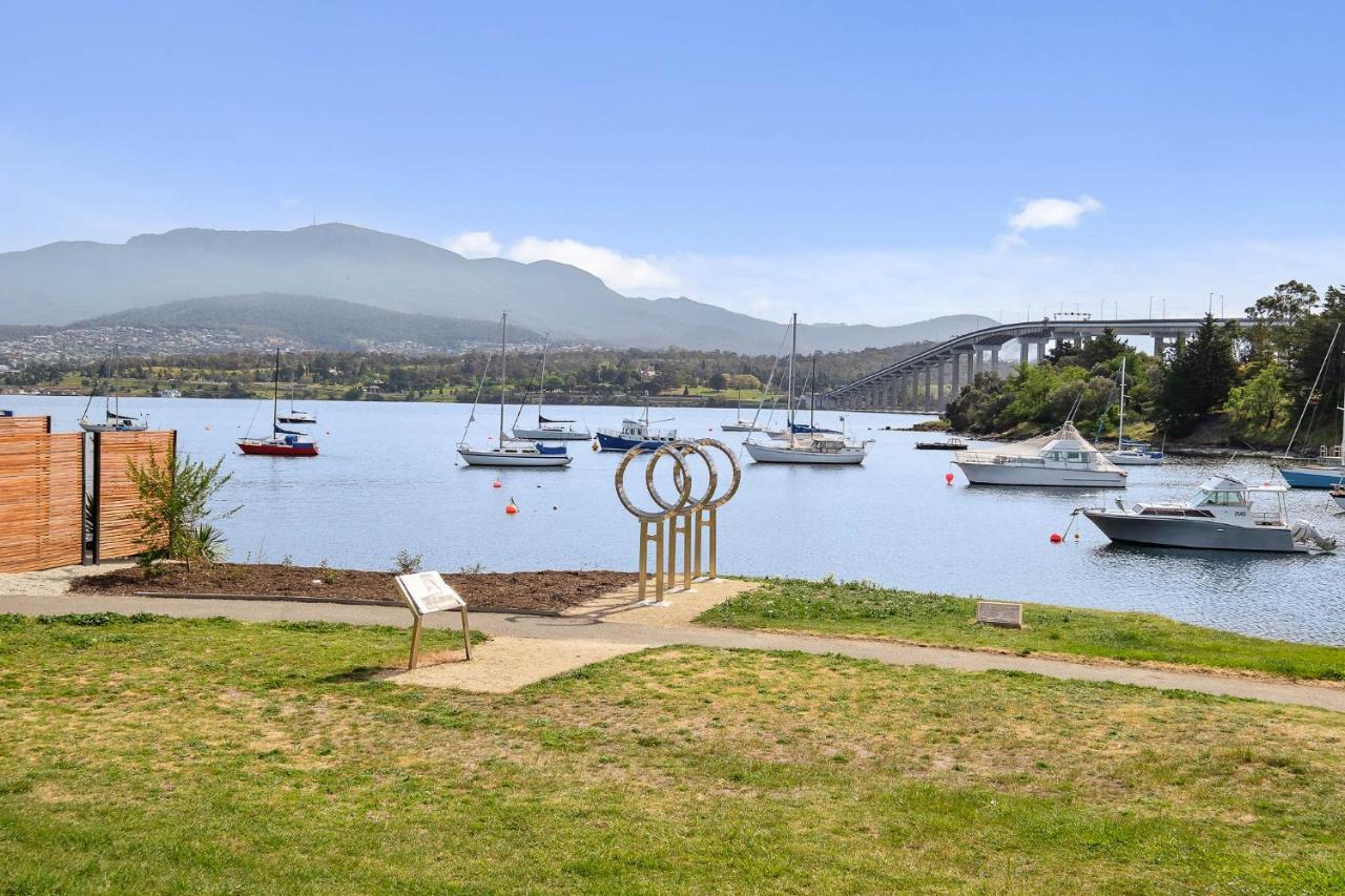 Manfield Waterfront View Holiday home Hobart