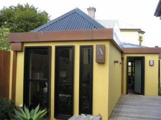 Corinda Contemporary Apartment *