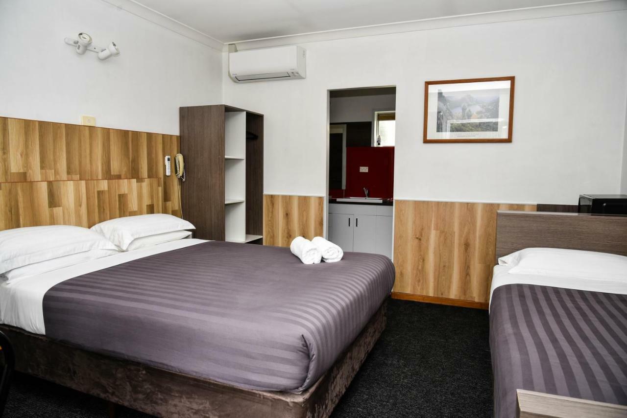 Tower Motel 3*