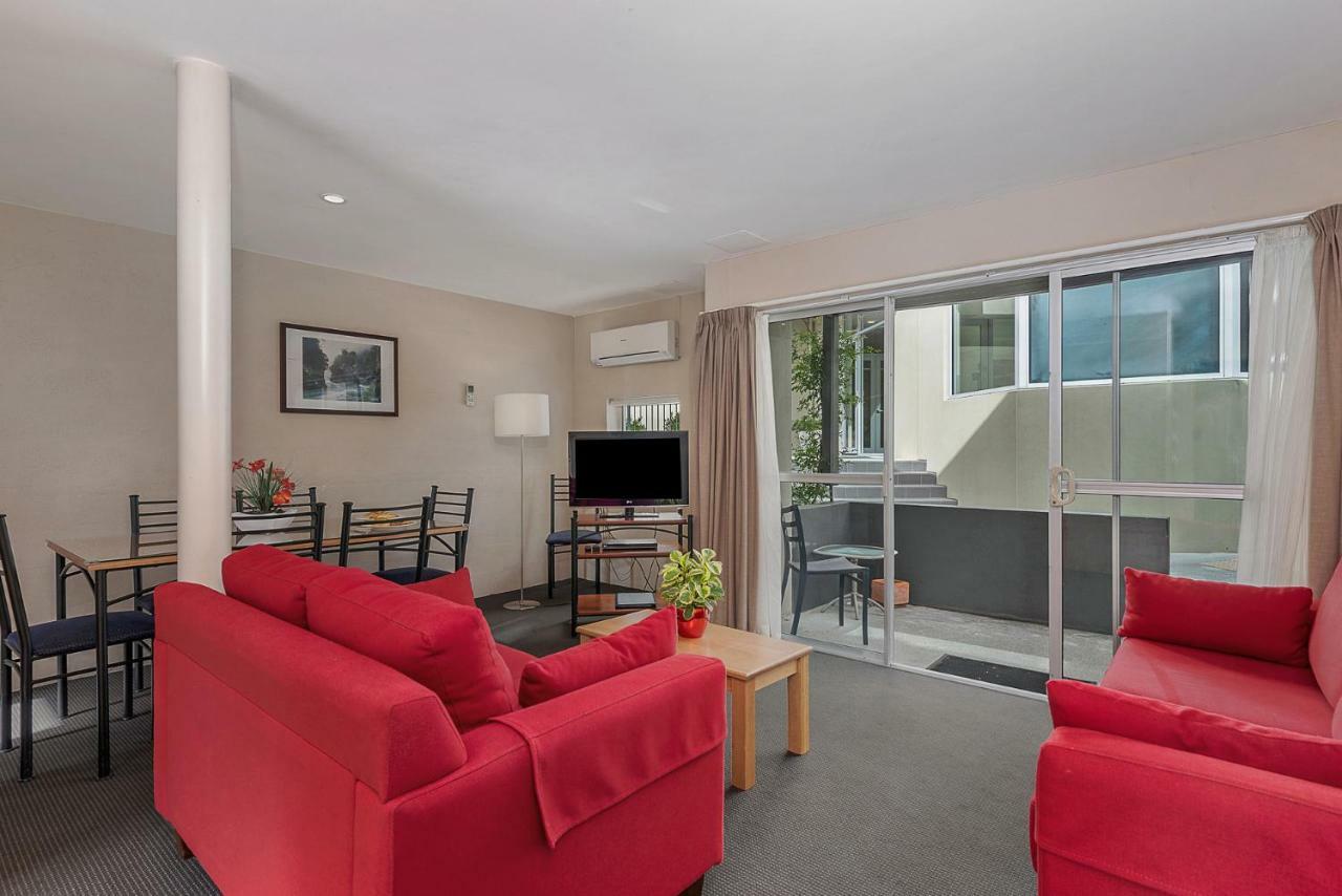 Bay View Aparthotel