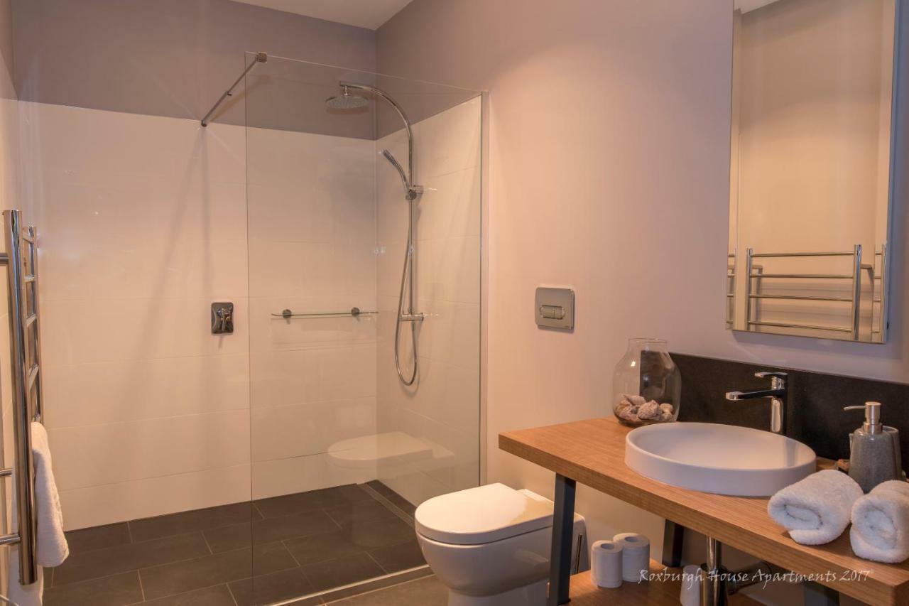 Roxburgh House - Cbd Apartment *