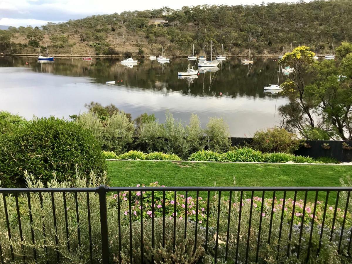 Karinya * Hobart