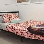 Hobart\'S Accommodation & Hostel