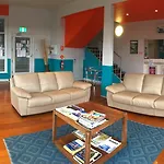 Waterfront Lodge Motel