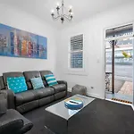 Brisbane Terrace - 3 Bedroom Hobart Inner City - Free Parking
