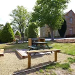 Quest Trinity House