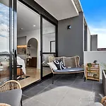 Cityscape At The Elliott In The Heart Of Hobart