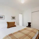 Trendy Apartment In The Heart Of West Hobart