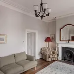Parlour 258