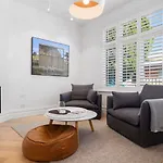 Sullivans Cove Apartments