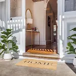 Warneford House Stylish Inner City Living