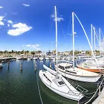 Bellerive Marina View Apartments No 28