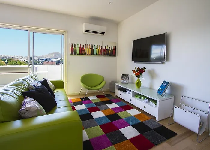 Bellerive Marina View Apartments No 28