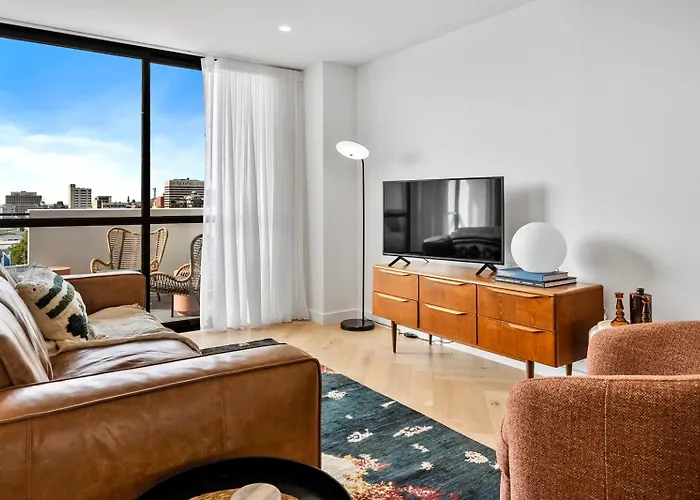 Cityscape At The Elliott In The Heart Of Hobart