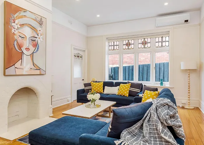 Warneford House Stylish Inner City Living