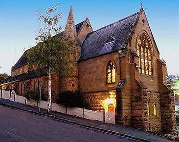 Pendragon Hall Hobart - Studio Apartment