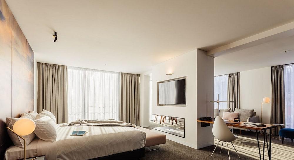Macq 01 Hotel 5*