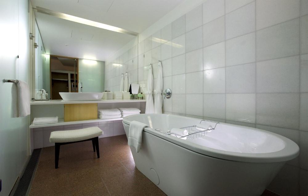 Islington Hotel 5*