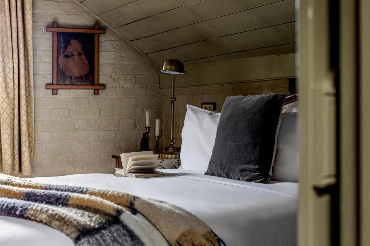 Lodge The Corinda Collection