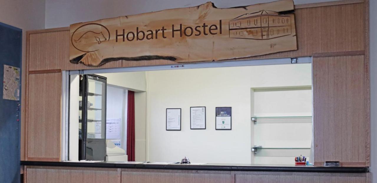 Hobart's & Hobart