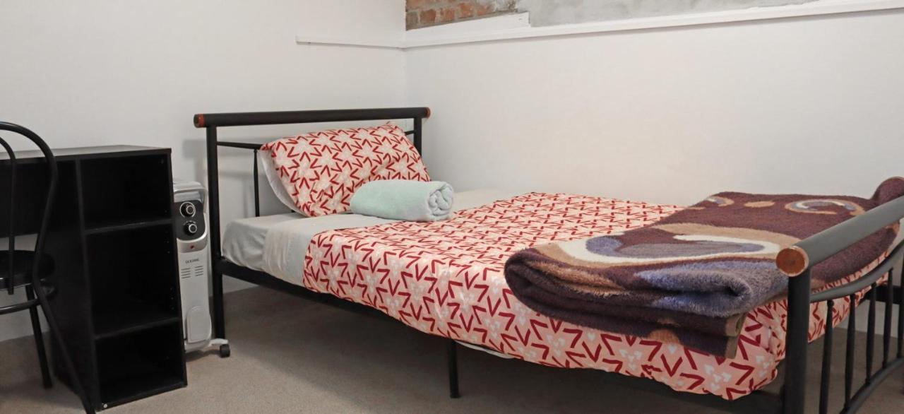 Hostel Hobart's &