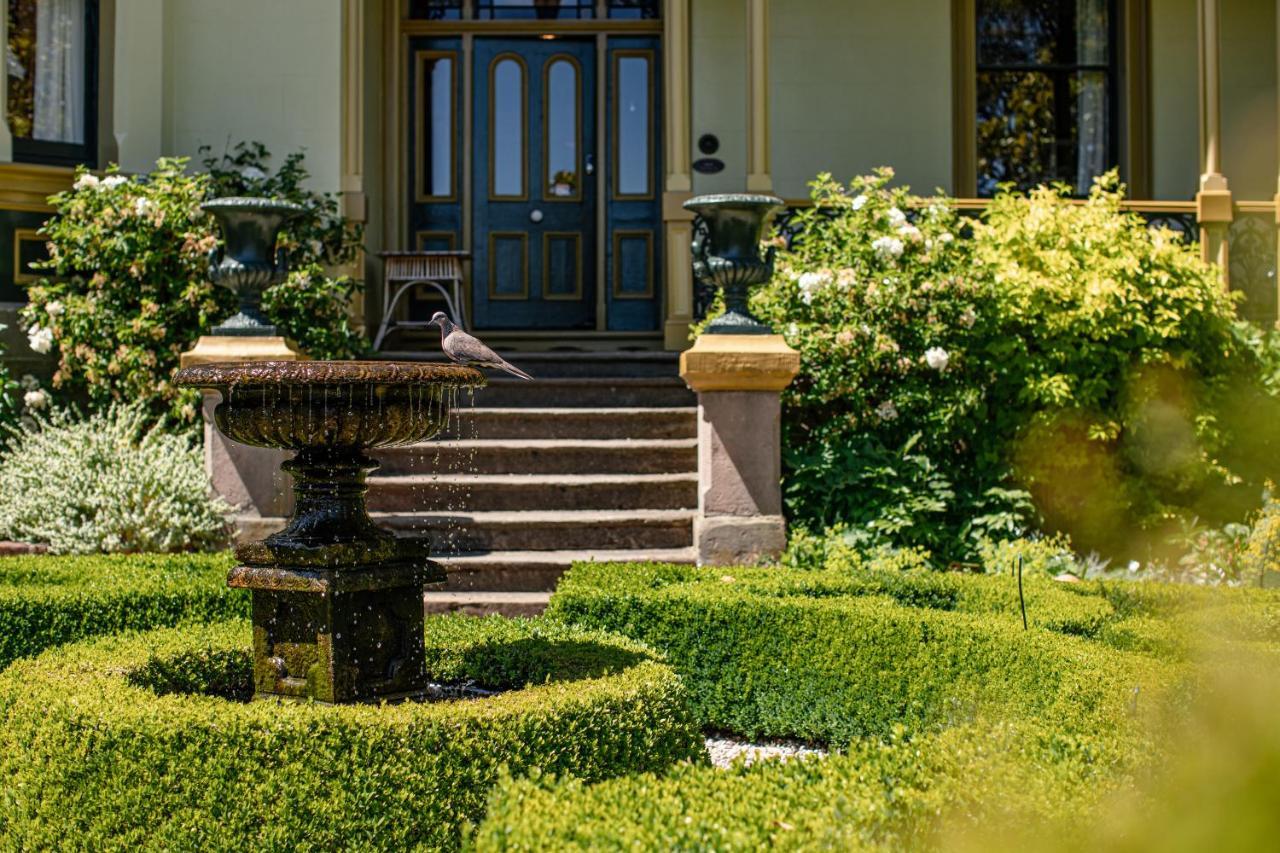 Lodge The Corinda Collection *