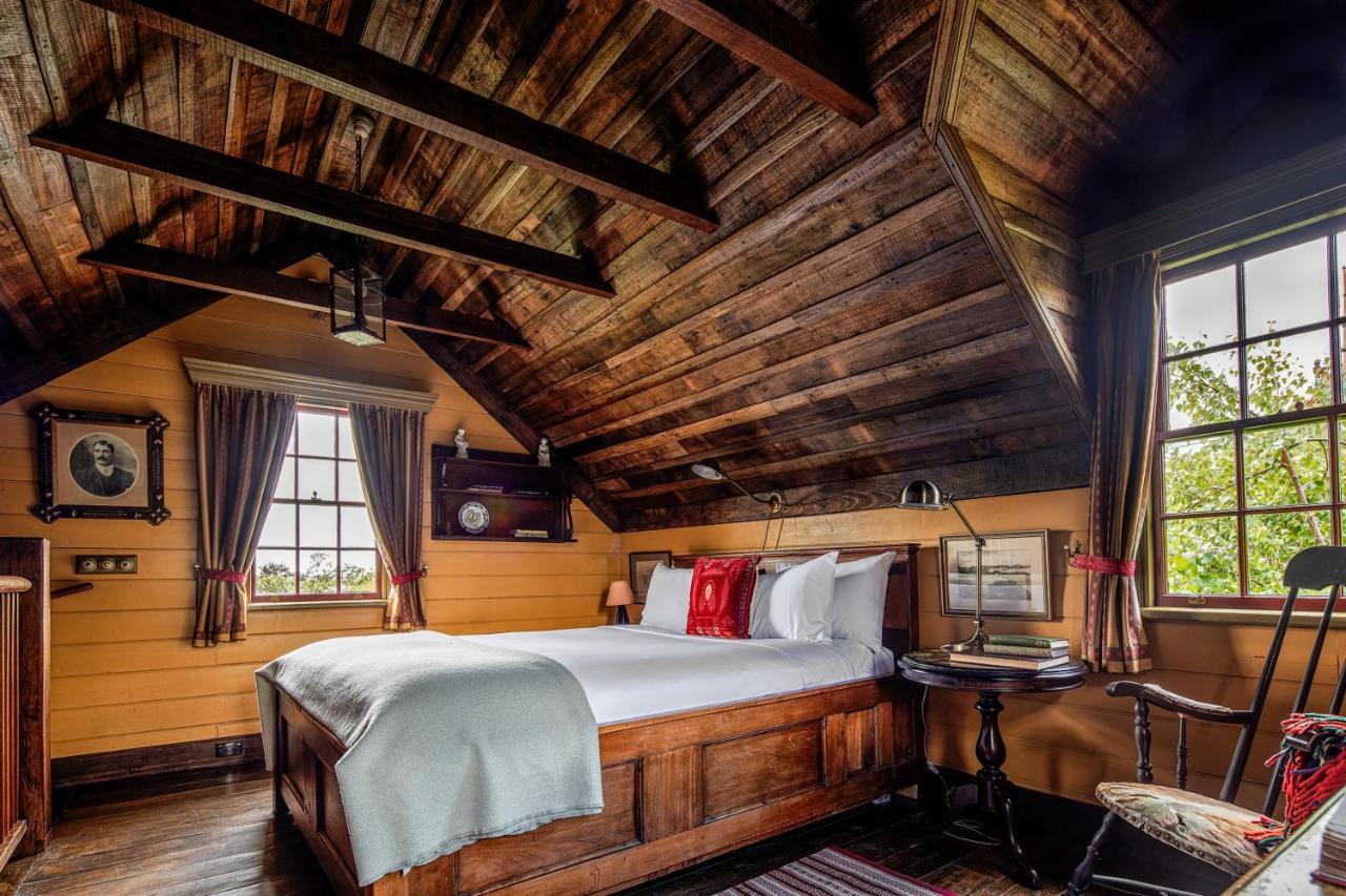 The Corinda Collection Lodge Hobart