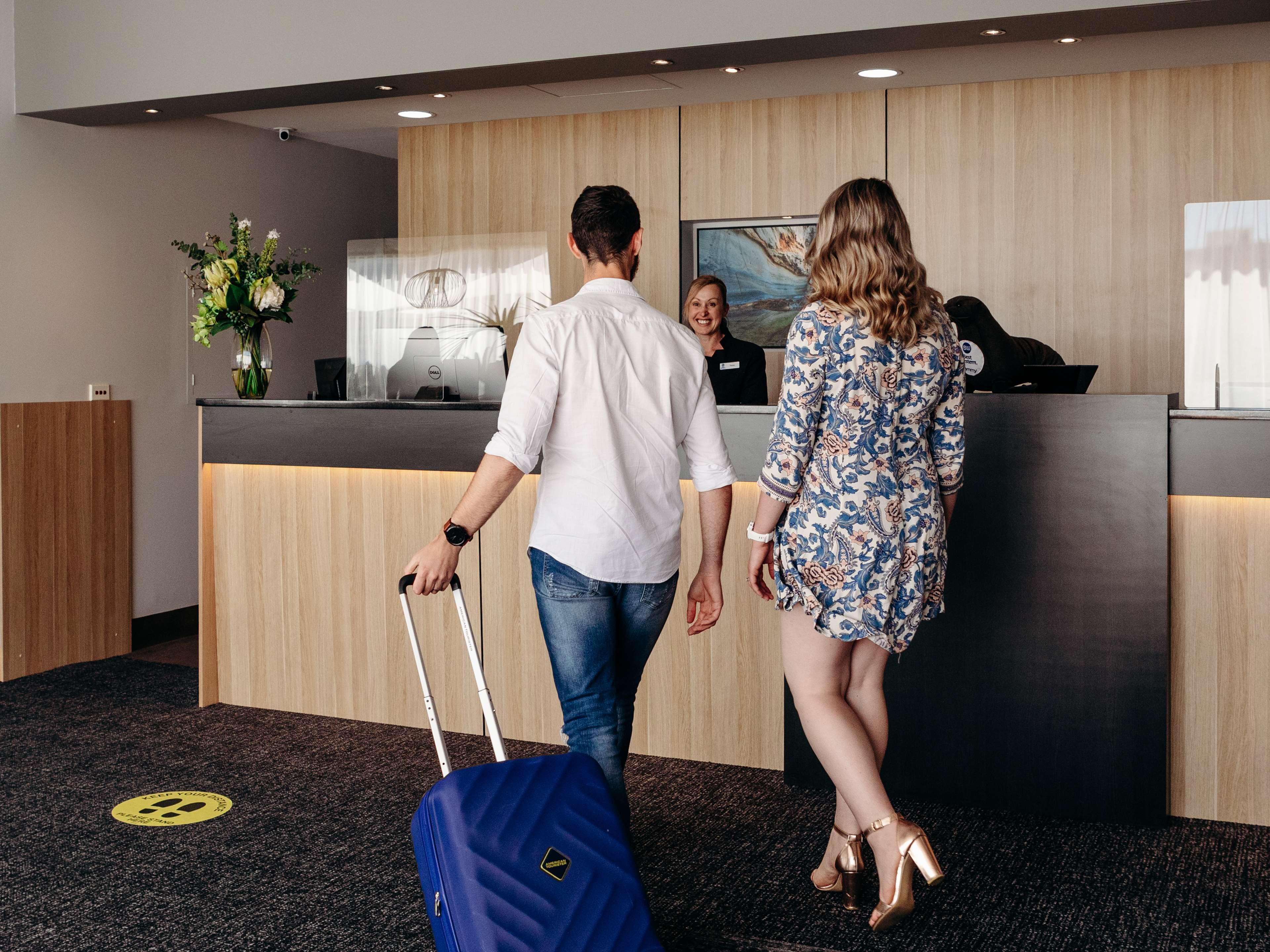 Western Hotel 4*