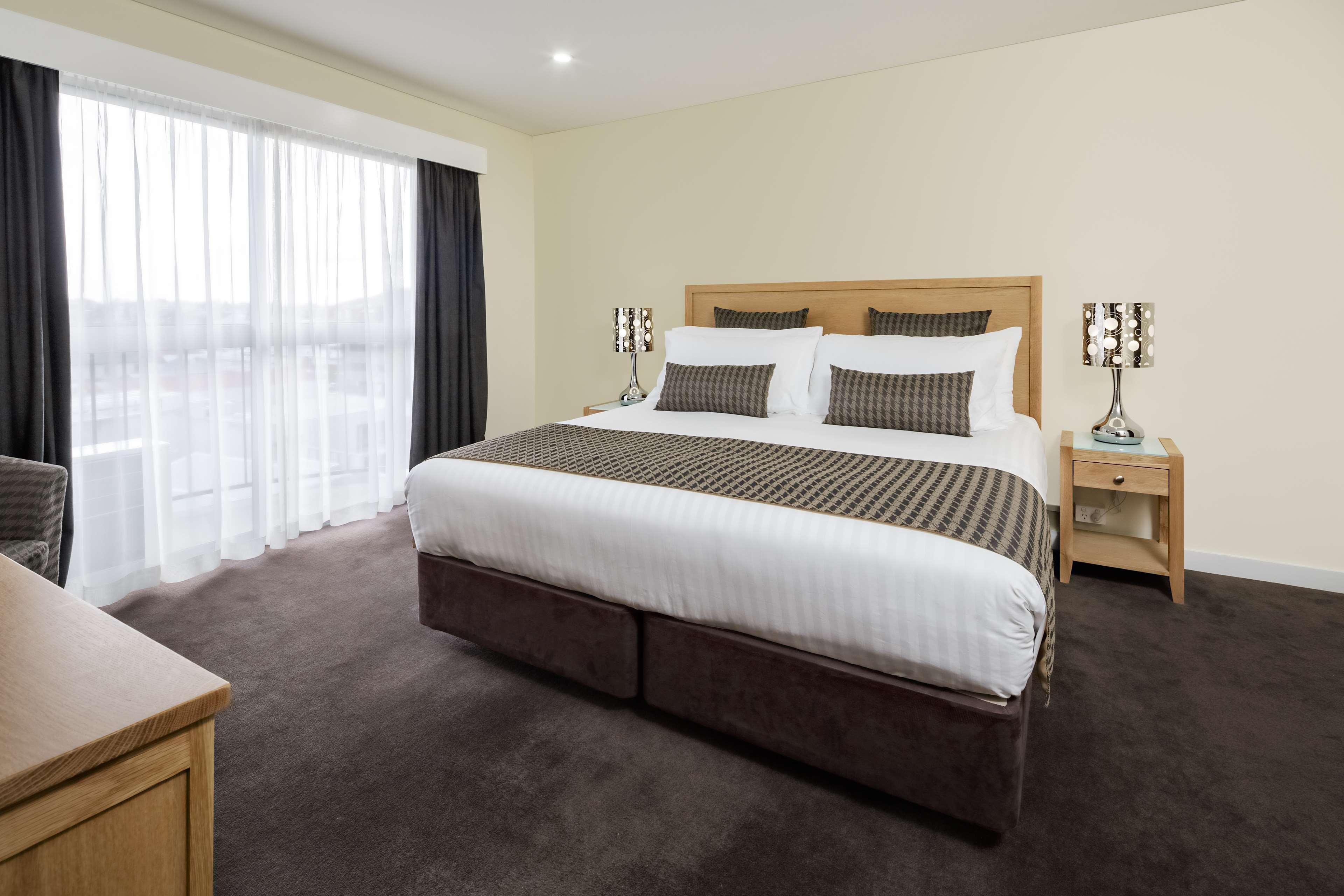 Western Hotel 4*