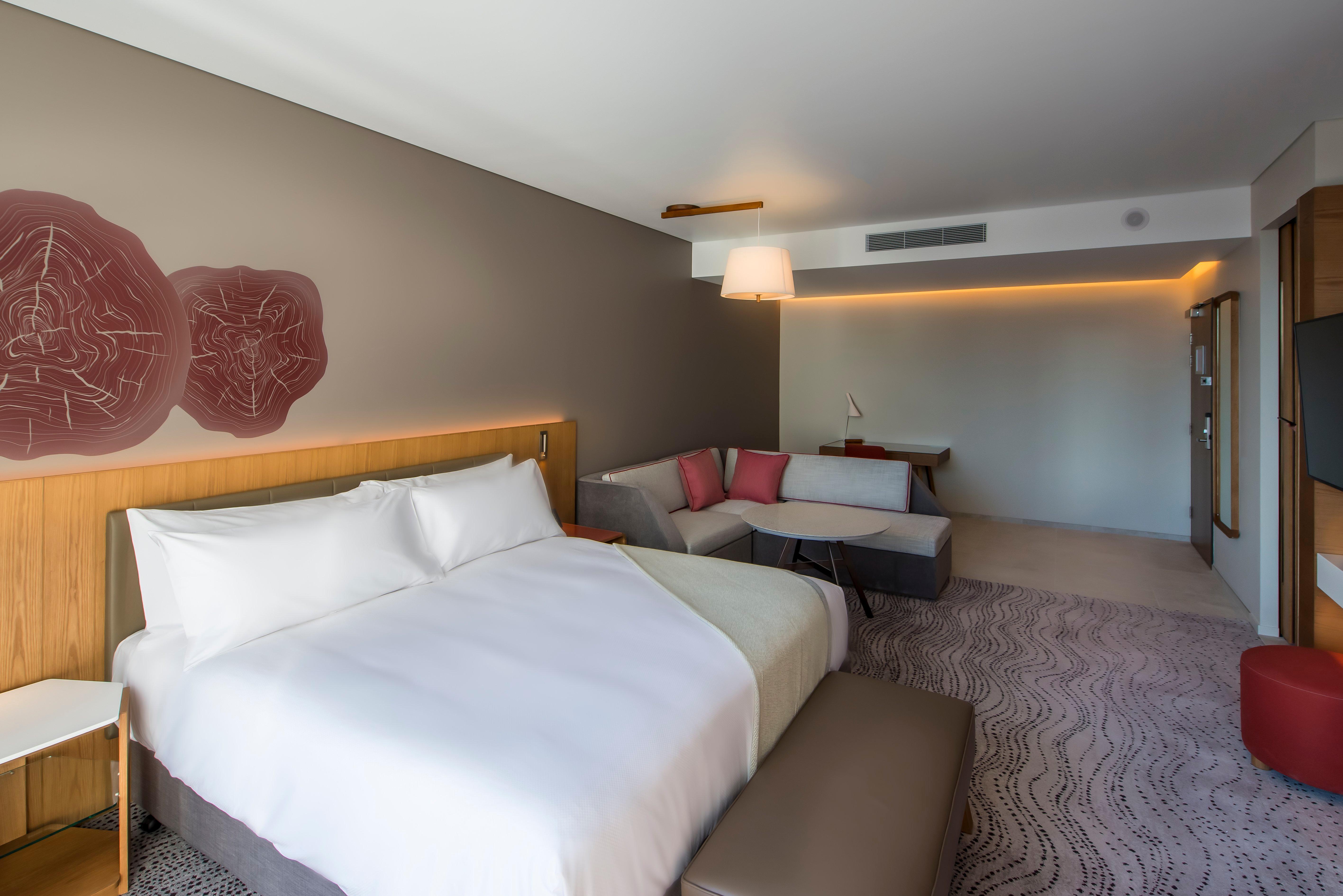 Crowne Plaza By Ihg