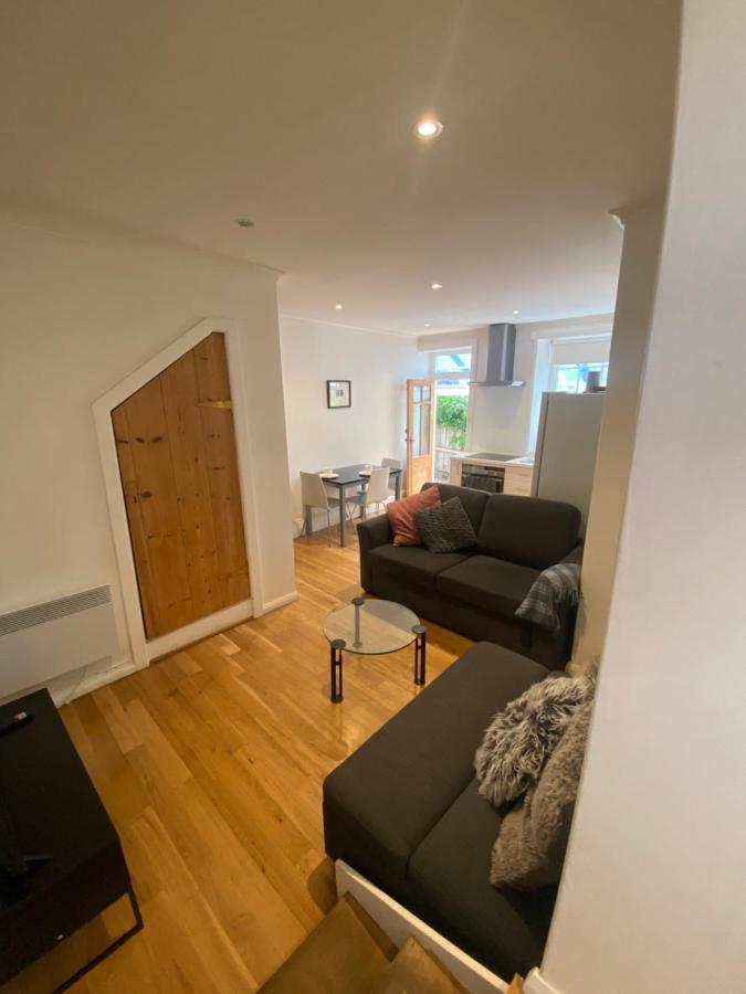 Colonial Apartment Hobart