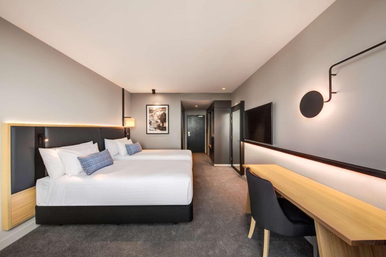 Vibe Hotel 4*