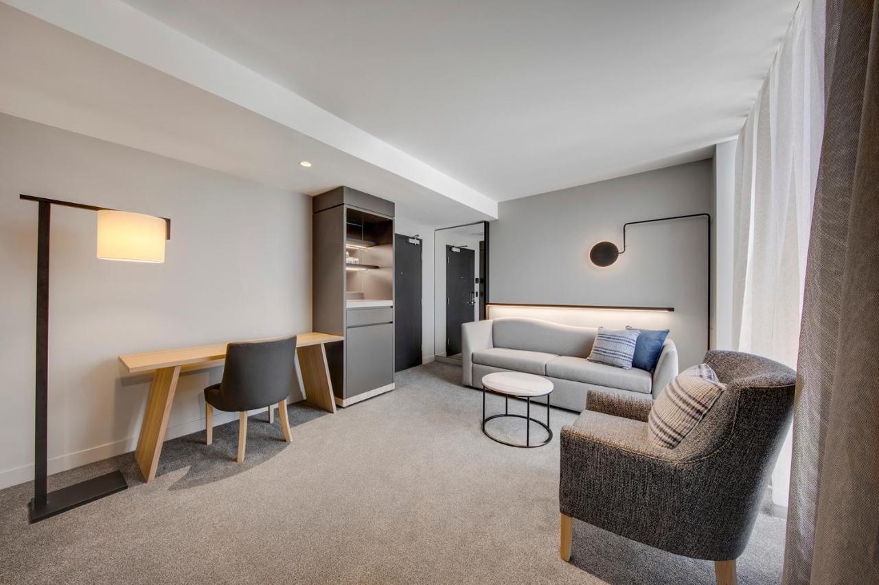 Vibe Hotel 4*