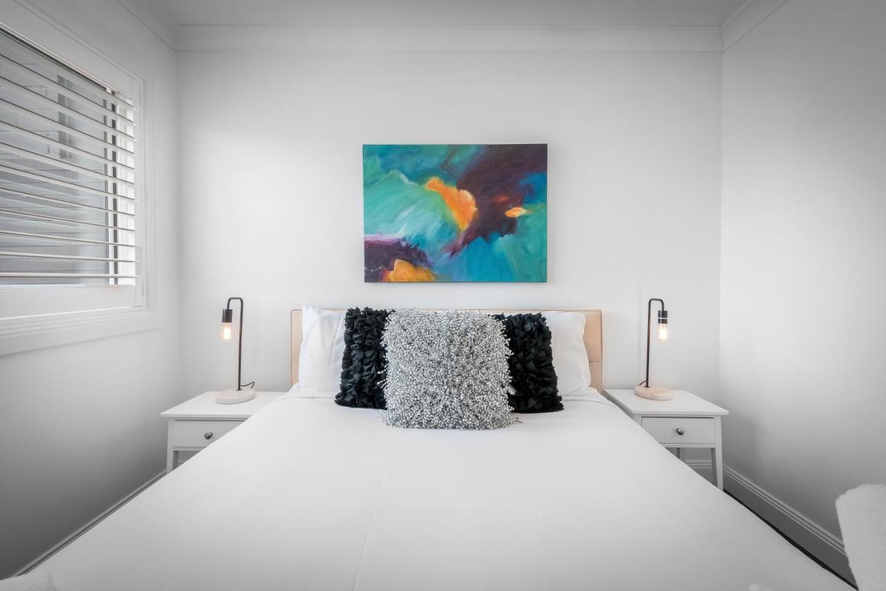 Brisbane Terrace - 3 Bedroom Inner - Free Parking Apartment *