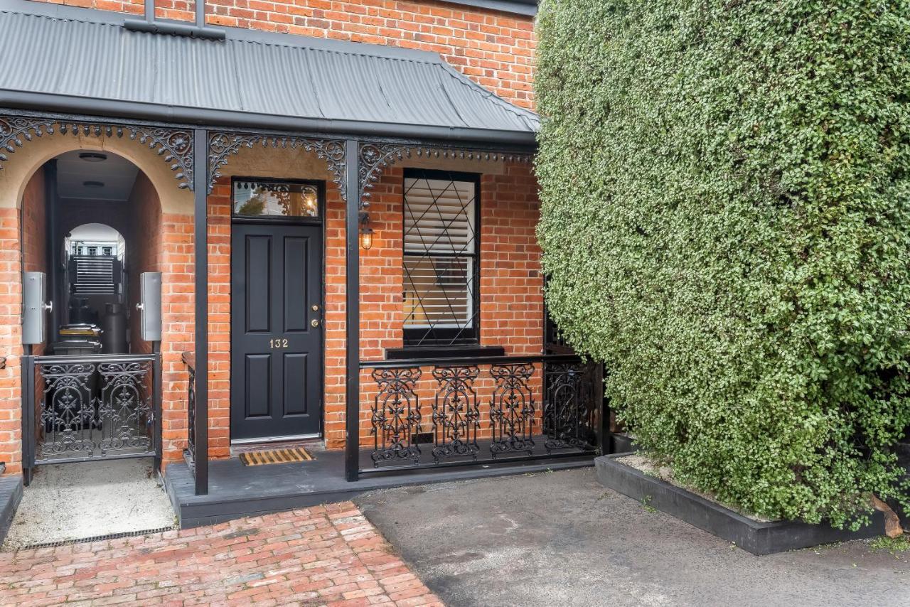 Brisbane Terrace - 3 Bedroom Inner - Free Parking Apartment
