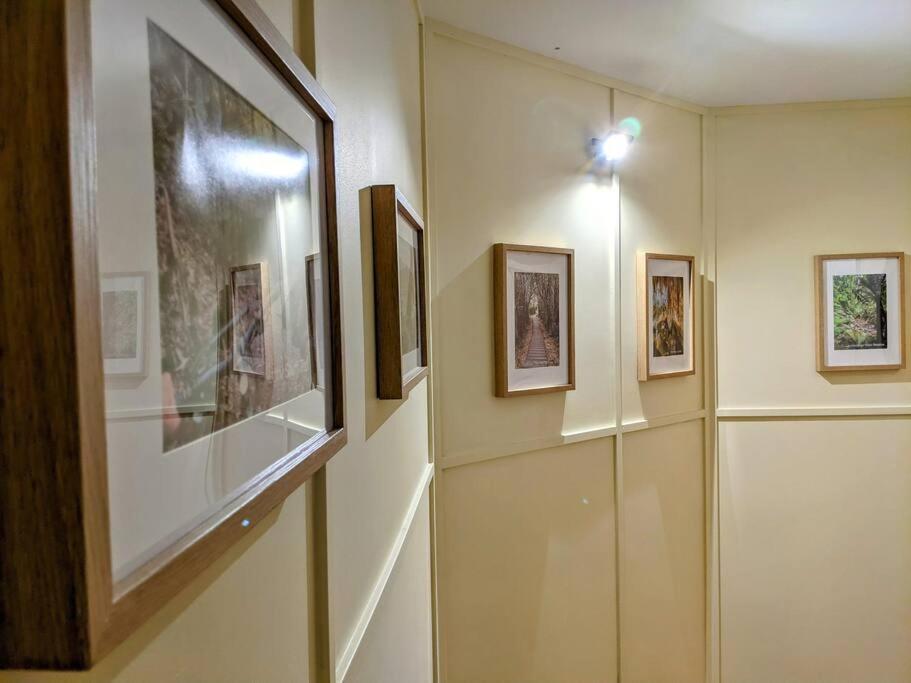 Apartment 'self-contained' Studio, Walk To Town.