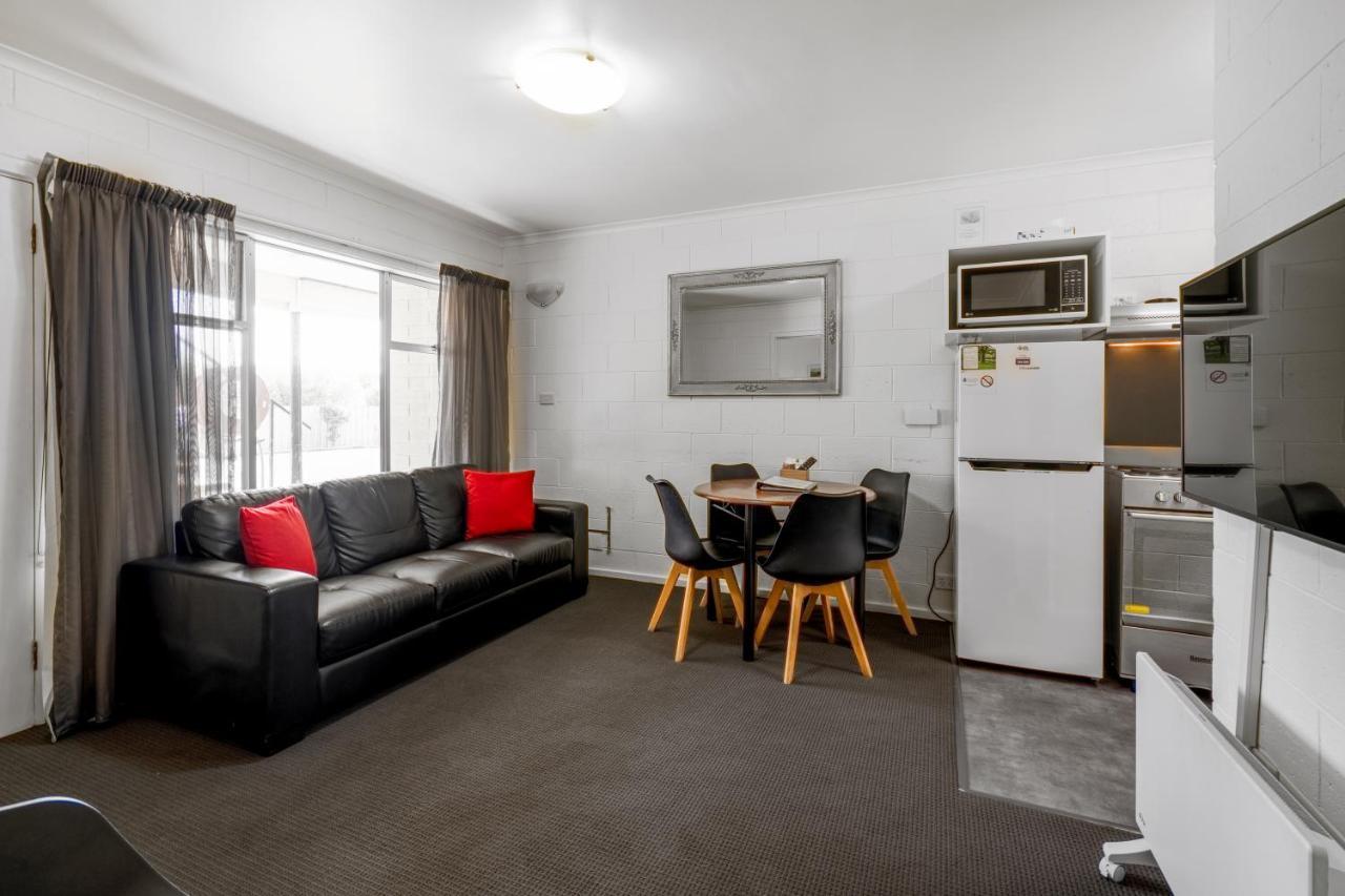 Graham 3* Hobart