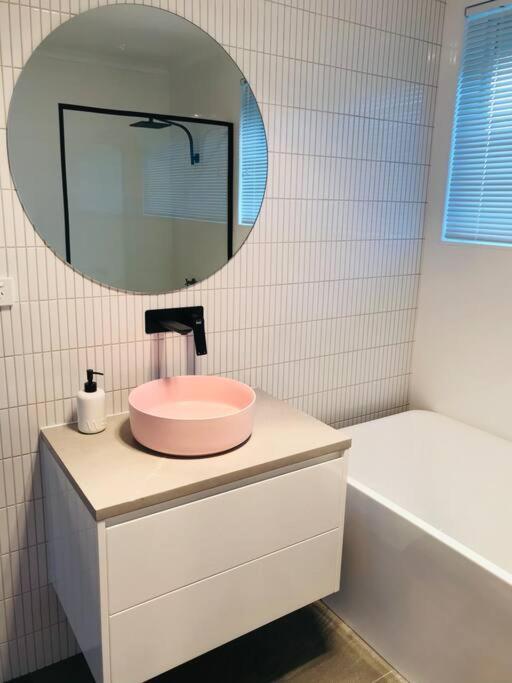 The Blush House Apartment Hobart
