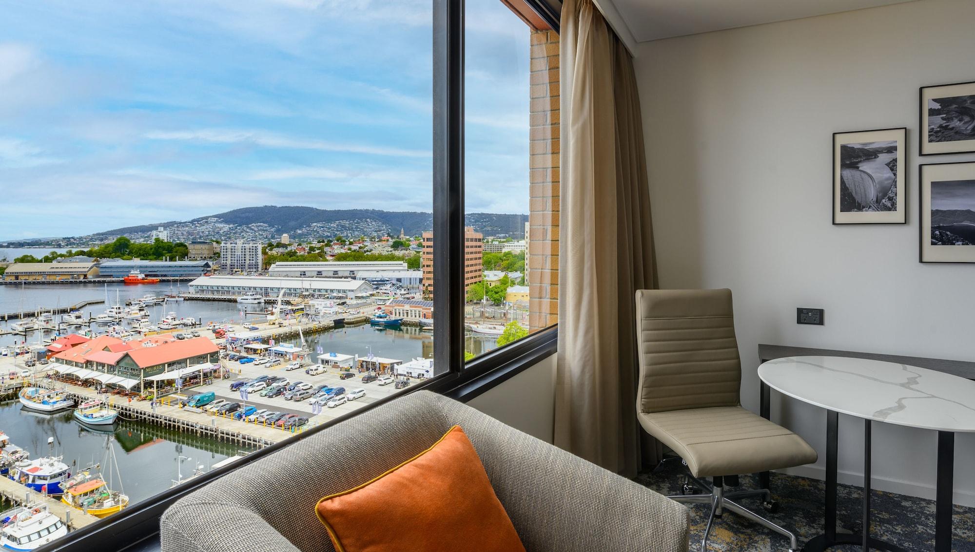 Grand Chancellor 4* Hobart