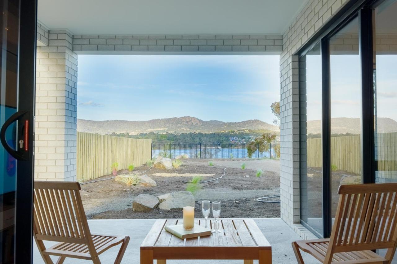 Luxury Waterfront Retreat 4br Award-winning Holiday home