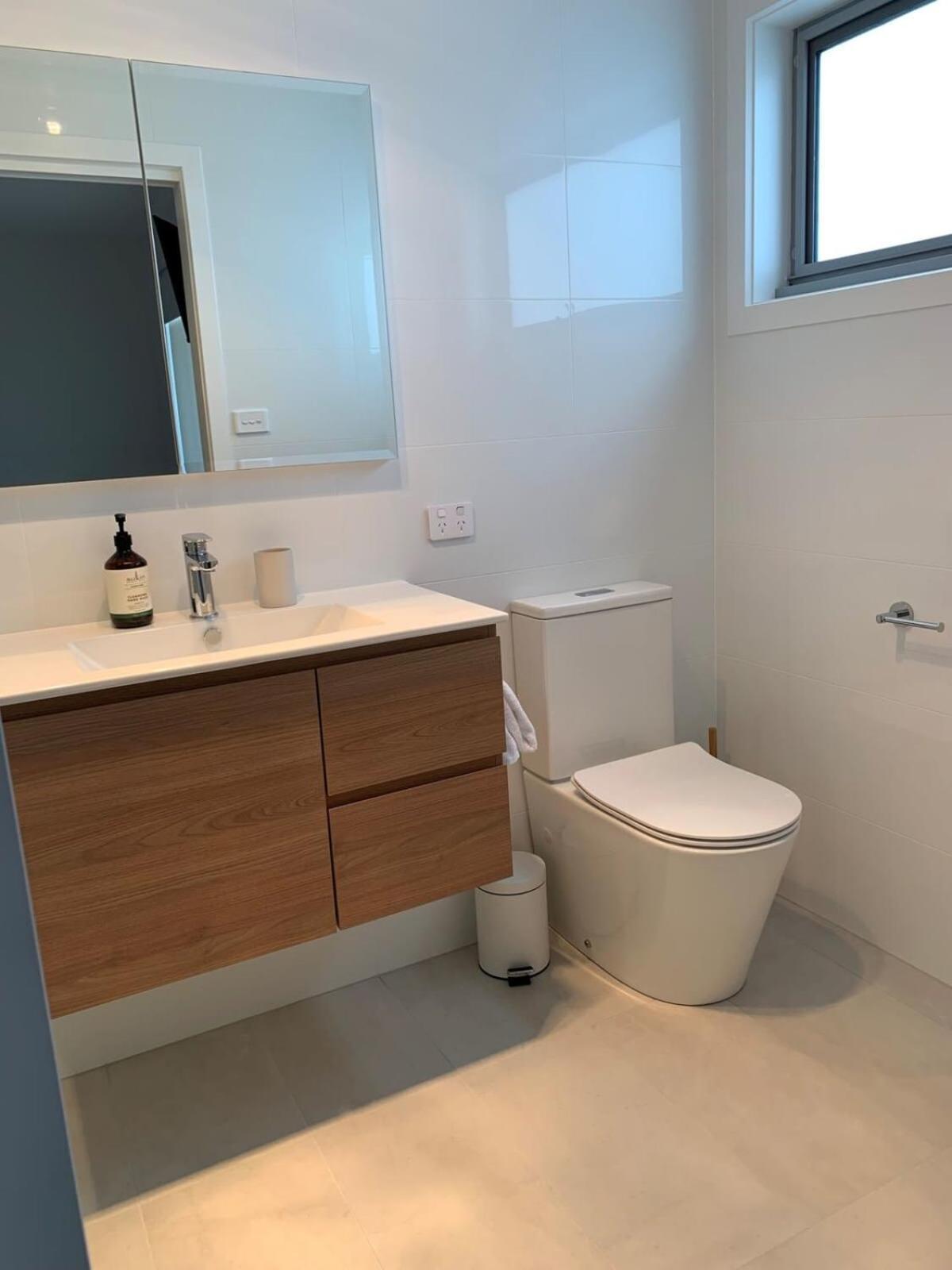 Vineyard Views Brand New Sleeps 6 20 Mins To Cbd Casa de férias