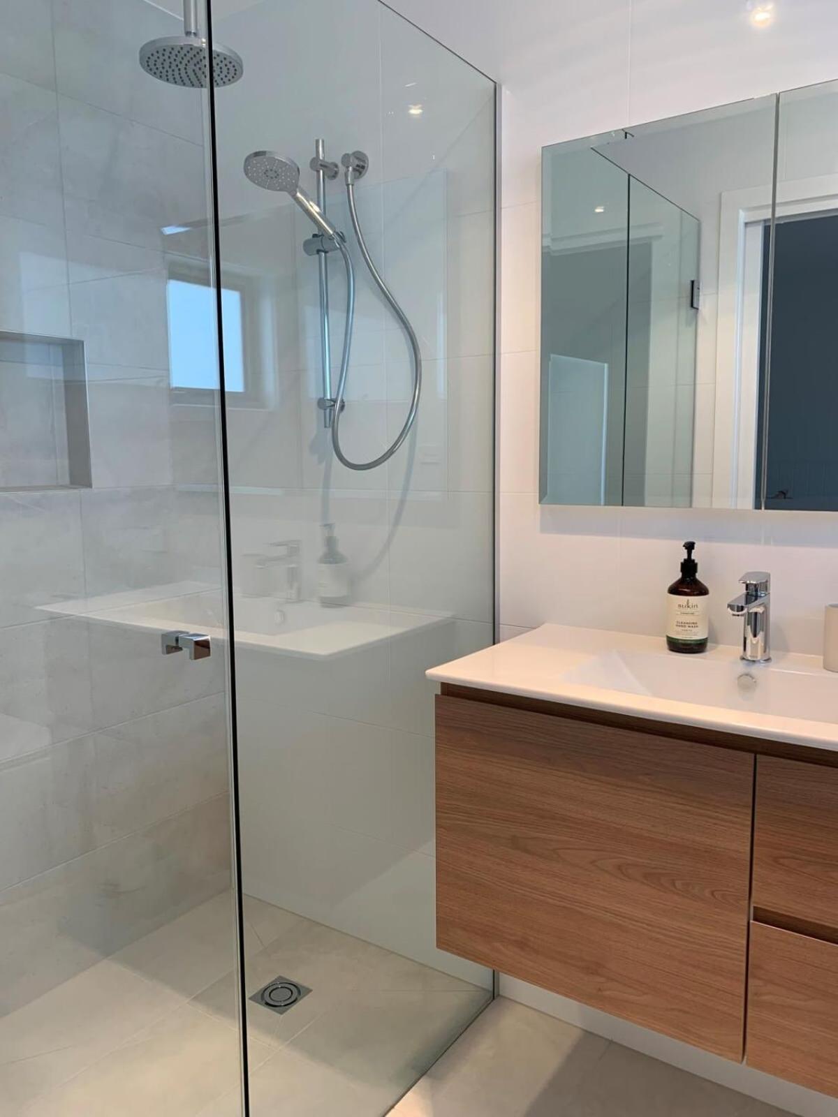 Vineyard Views Brand New Sleeps 6 20 Mins To Cbd