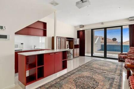 The View Sandy Bay 5 Bedroom Holiday home