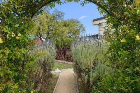 The Baker's In The Heart Of Richmond Sleeps 6 *