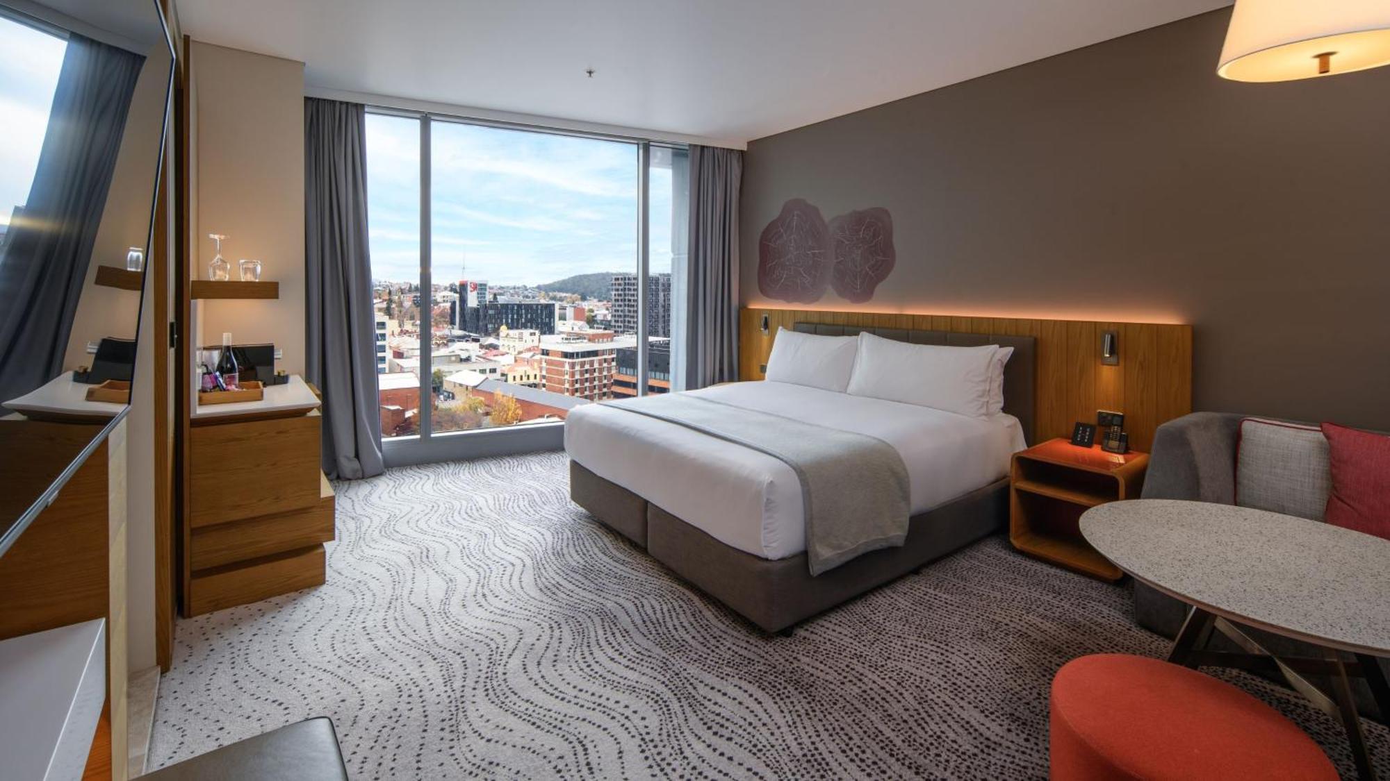 Crowne Plaza By Ihg